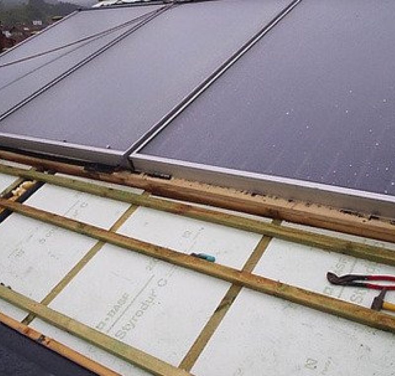 Colocación de captadores en cubierta