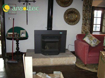 Otra vista de la estufa de pellet