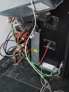 Detalle del sistema de control y conexionado a suelo radiante