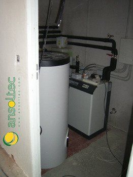 Vista lateral bomba de calor geotérmica