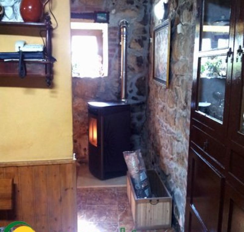 Vista lateral estufa Vigo