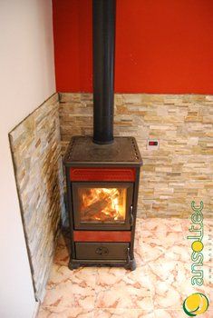 Hogar de la termoestufa de leña