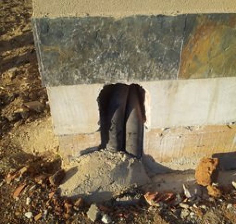 Entrada de tuberías de captación a Sala de Equipos