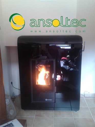 IBIZA Canalizada 10 kW Encendida