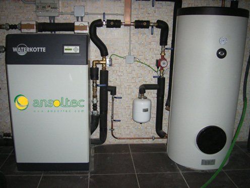 Bomba y depósito de ACS