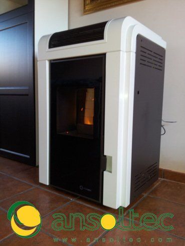 Termoestufa Ecoforest Hidrocooper 16 de pellet