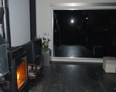 Vista del salón de la vivienda