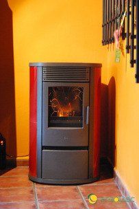 Frontal de la estufa de pellets "Iris Plus"