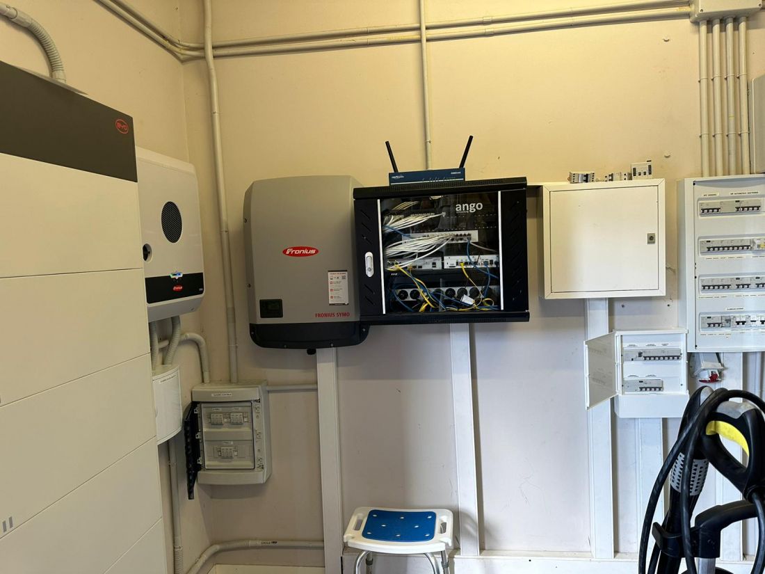 Inversor y bateria 1