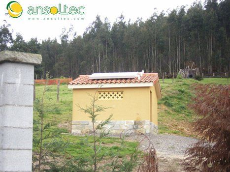 Colector solar superpuesto en cubierta